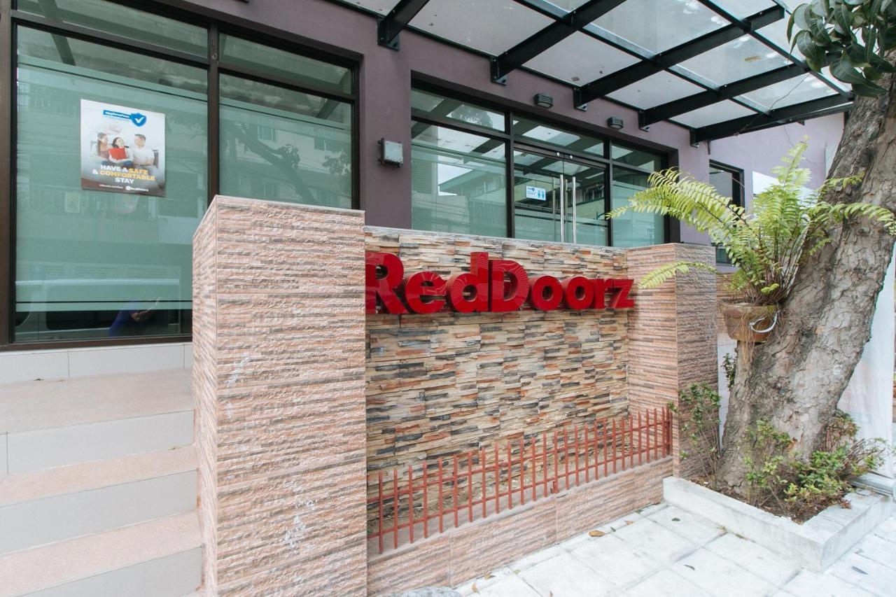 Reddoorz Plus Evangelista Street Makati Manila Exteriör bild